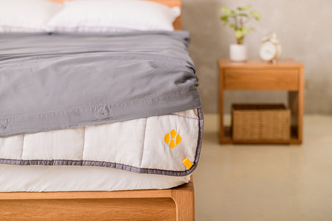 Hush Home为加重毯设计的最佳冷却被套