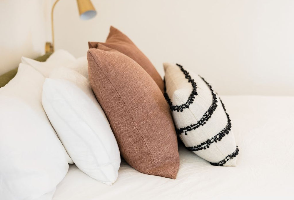 枕頭高度指南:如何選擇合適的枕頭高度